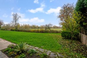 Photo 25- click for photo gallery